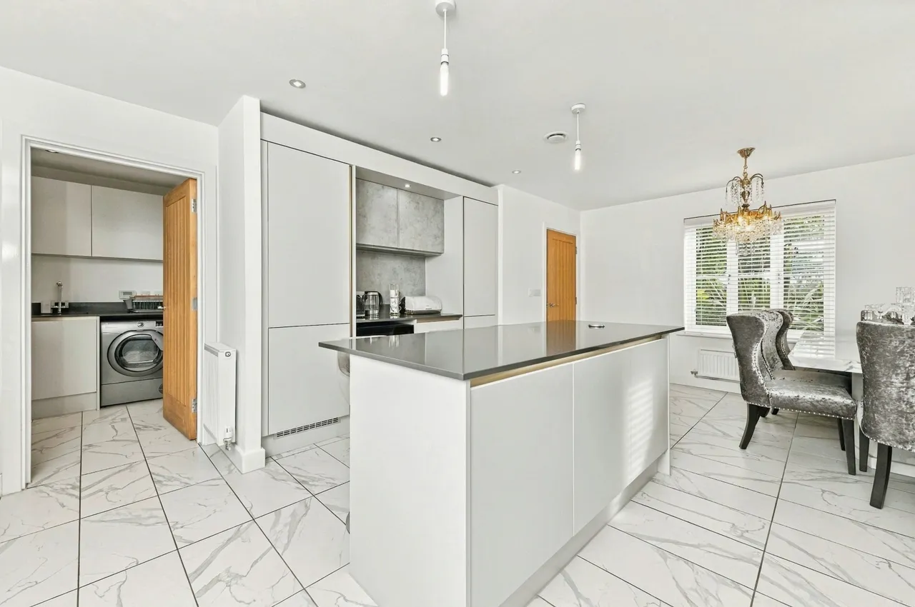 Kensington Way, Gomersal, BD19, photo 26