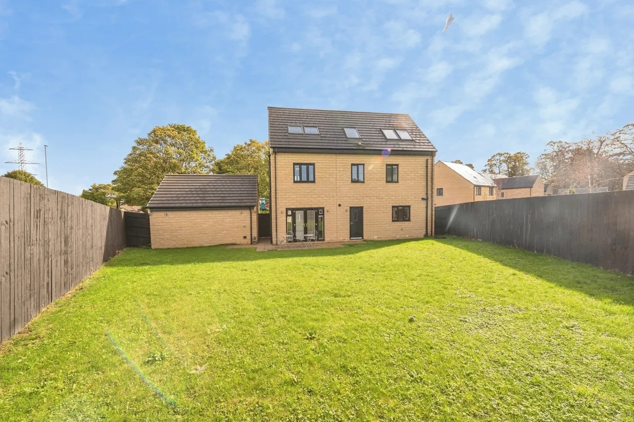 Kensington Way, Gomersal, BD19, photo 7