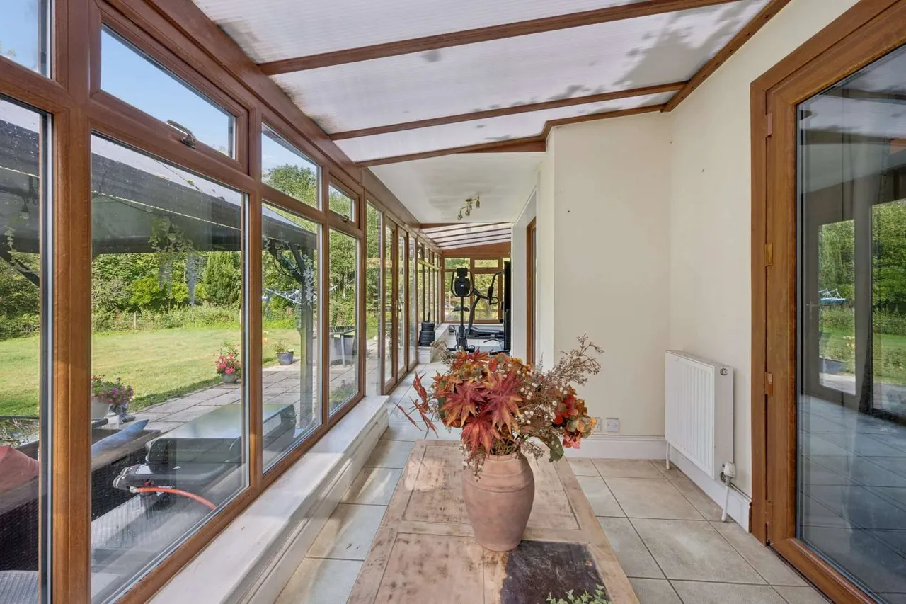 Schoolfold Lane, Macclesfield, SK10 4PL, photo 12