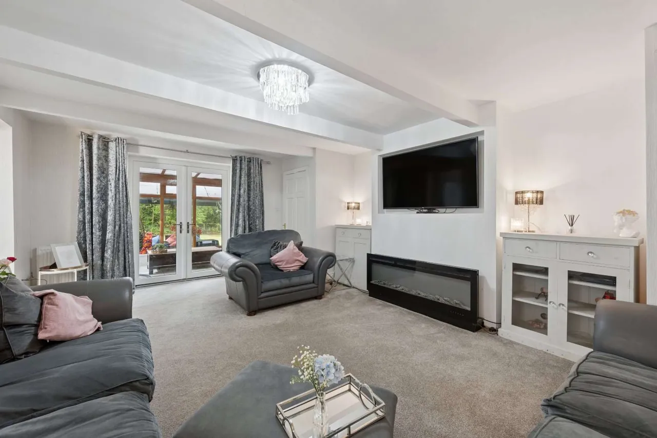 Schoolfold Lane, Macclesfield, SK10 4PL, photo 5