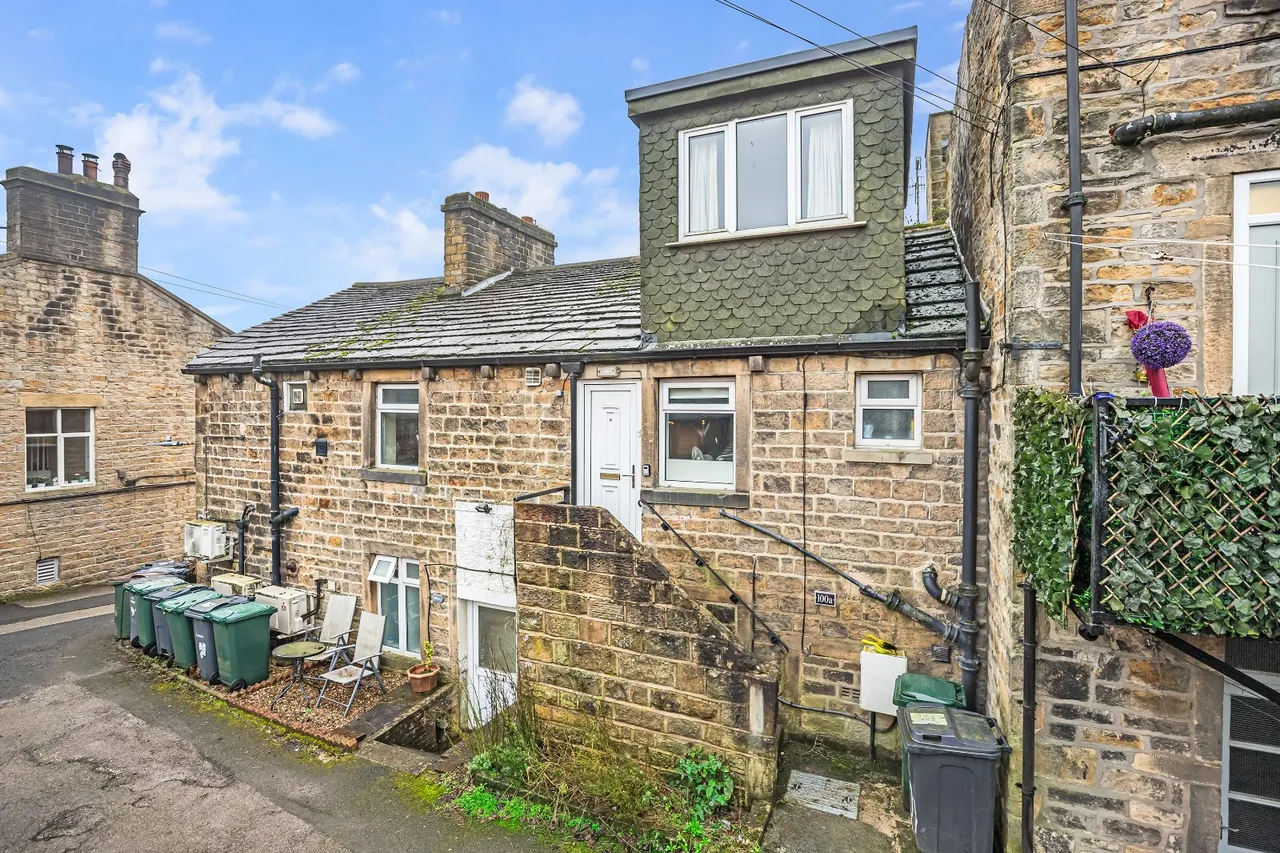 Main Street, Addingham, LS29, photo 9
