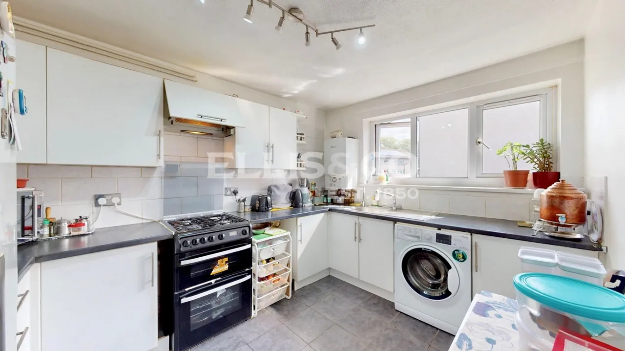 Wessex Lane, Greenford, UB6, photo 5