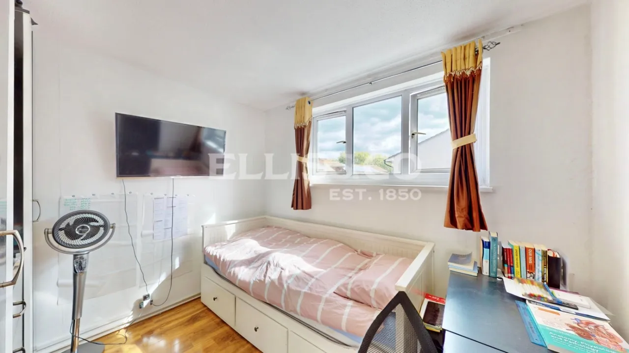 Wessex Lane, Greenford, UB6, photo 12