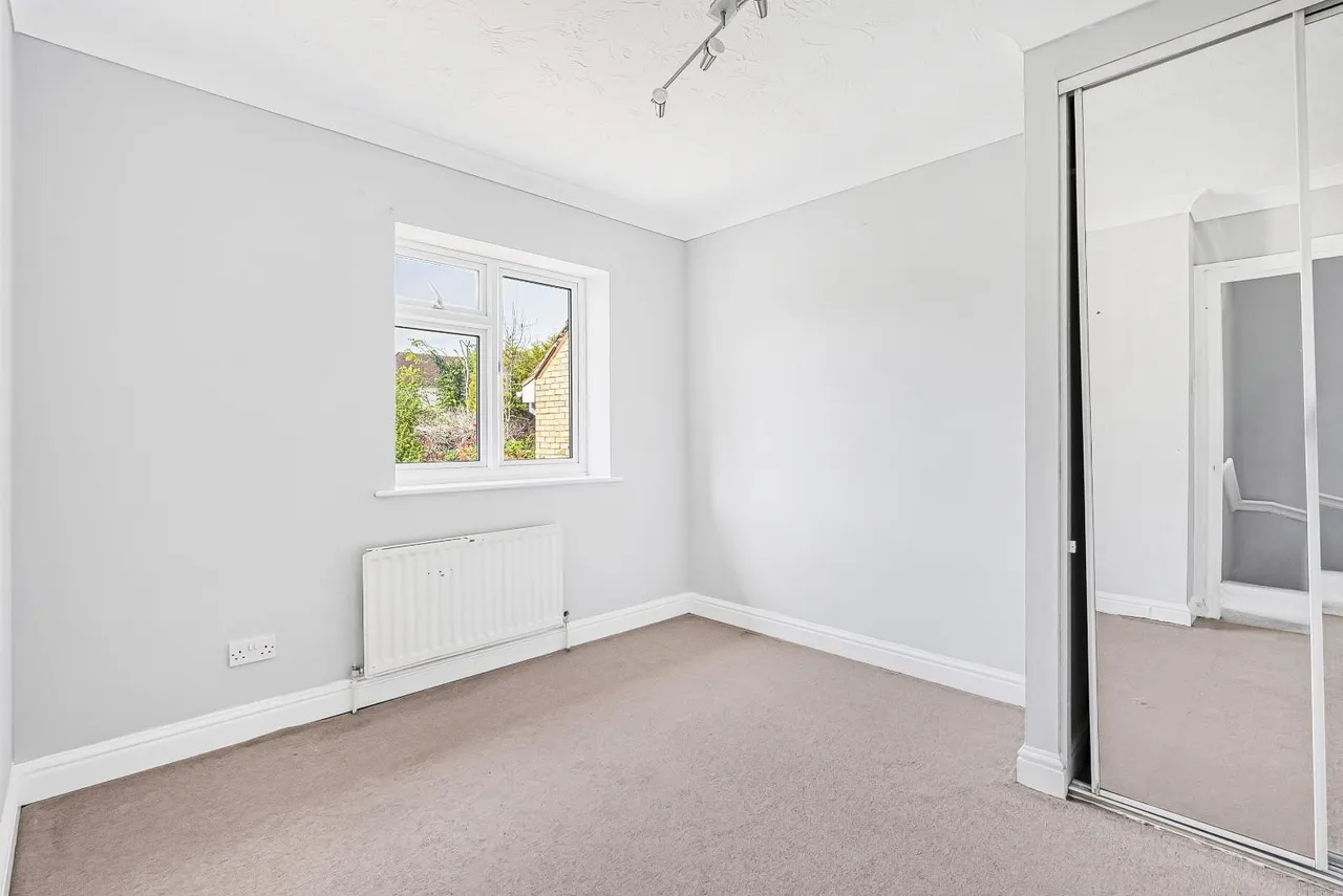Oakfield Close, Potters Bar, EN6, photo 13