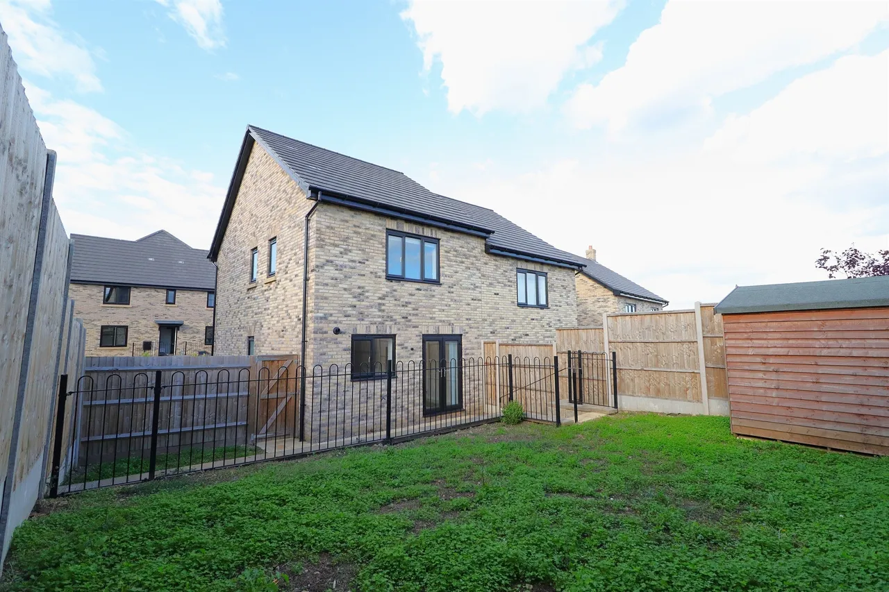 Primrose Drive, Peterborough, PE8, photo 6