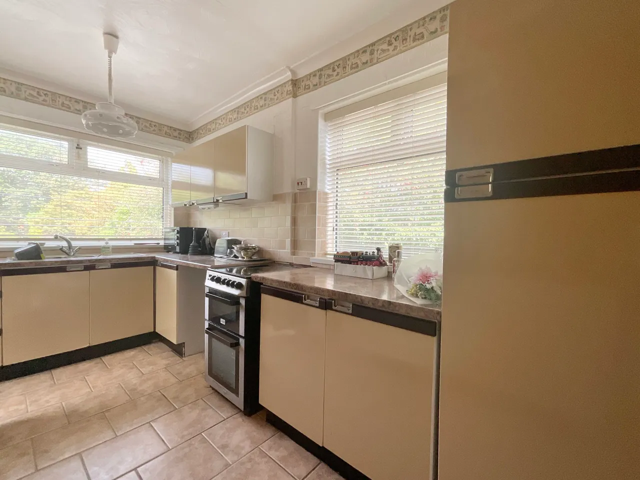 Nessina Grove, Wistaston, CW2, photo 7