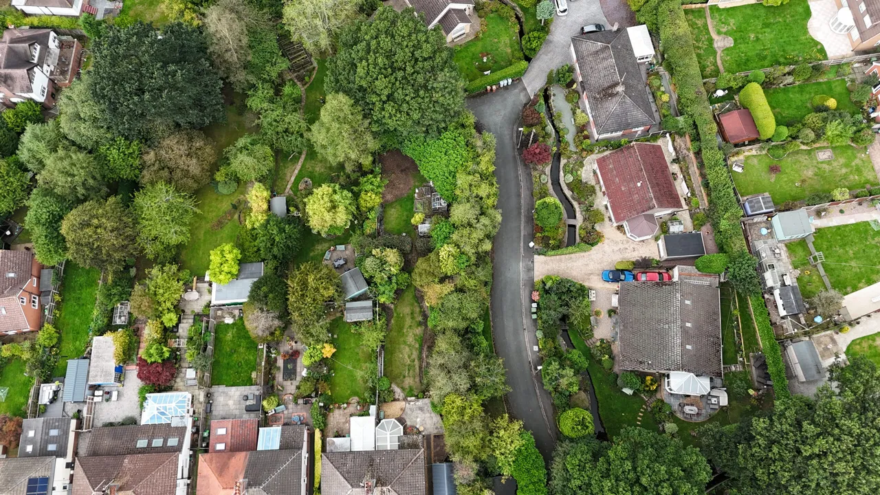 Nessina Grove, Wistaston, CW2, photo 17