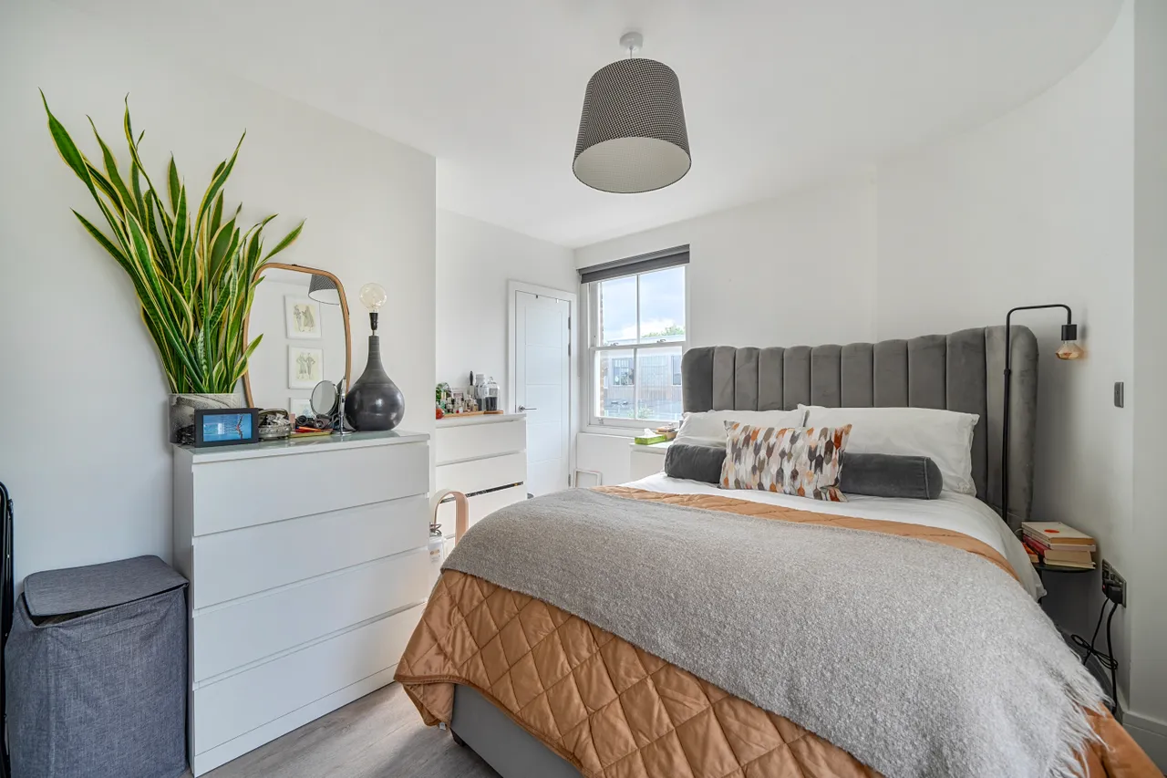 Wells Park Road, London, SE26, photo 6
