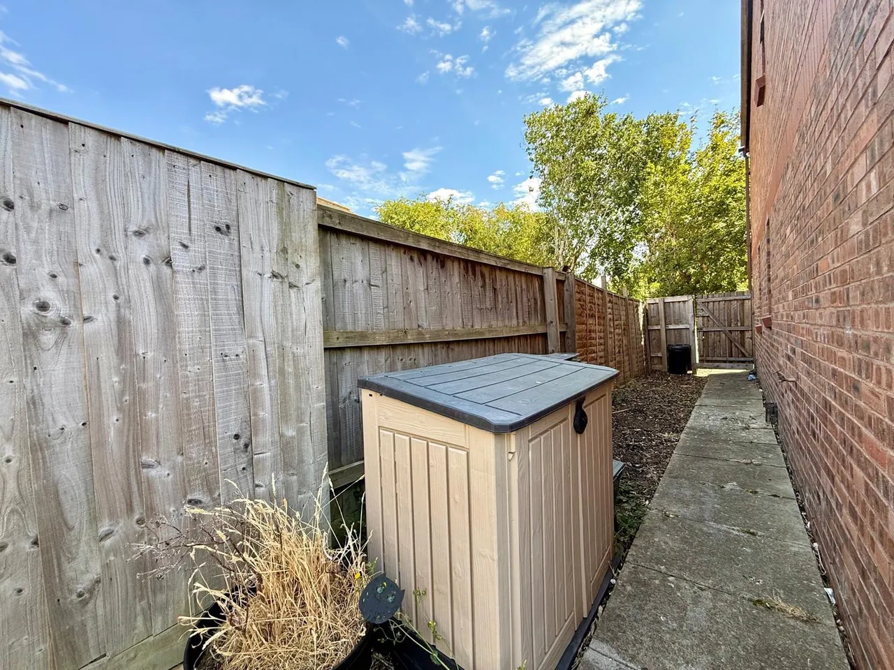 Friesland Close, Swindon, Wiltshire, SN5 5YG, photo 14
