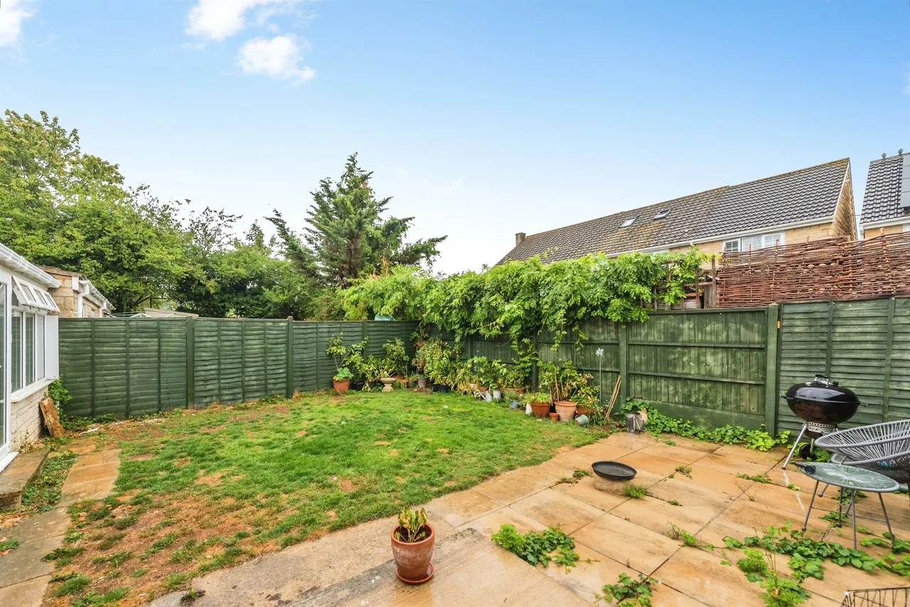 Sellwood Drive, Carterton, OX18, photo 17