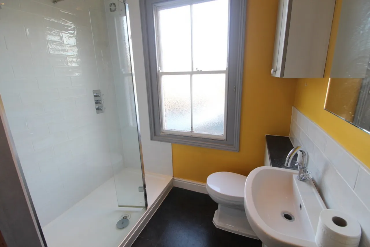 Bury St Edmunds, IP33, photo 6
