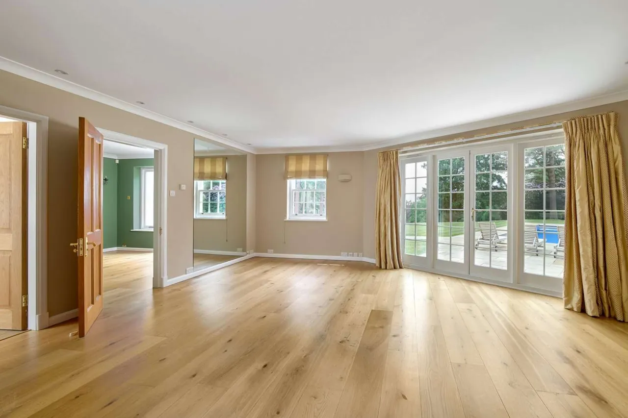 Woolmer Hill Road, Haslemere, GU27, photo 6