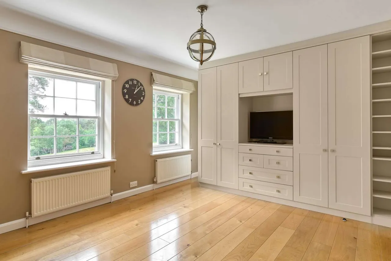 Woolmer Hill Road, Haslemere, GU27, photo 10