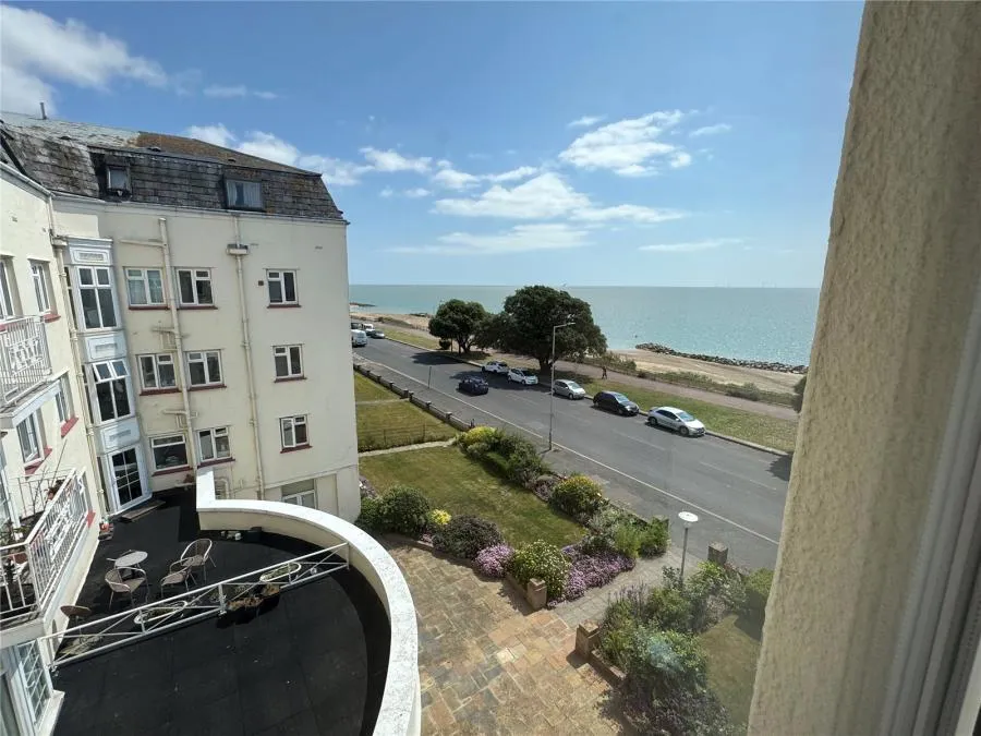 Marine Parade East, Clacton-on-Sea, CO15, photo 10