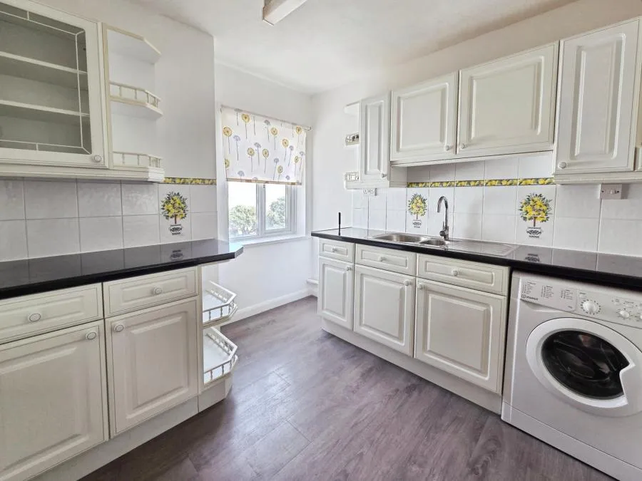 Marine Parade East, Clacton-on-Sea, CO15, photo 4