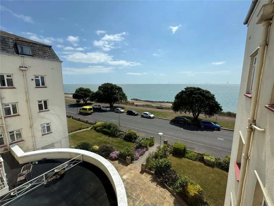 Marine Parade East, Clacton-on-Sea, CO15, photo 8