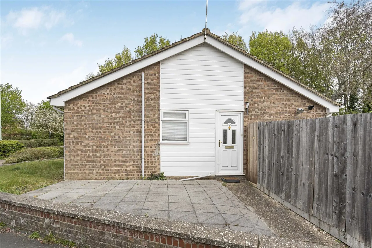 Chalkstone Way, Haverhill, CB9, photo 15