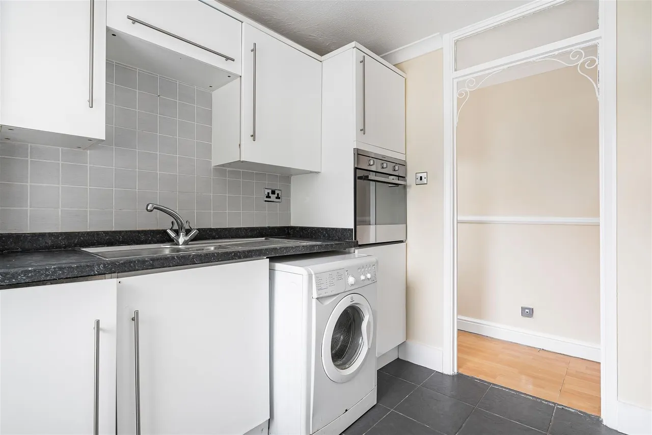 Chalkstone Way, Haverhill, CB9, photo 3