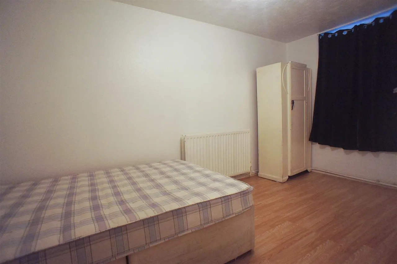 Eastfield Road, Enfield EN3 5XA, photo 3