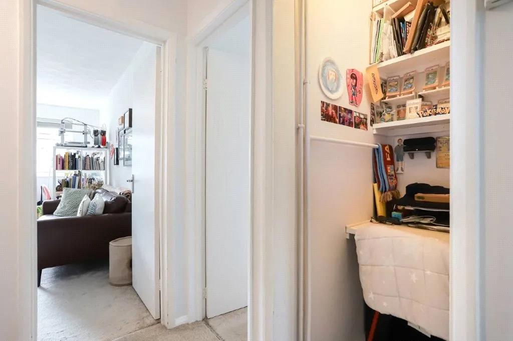 Alfred Road, Farnham, GU9, photo 9