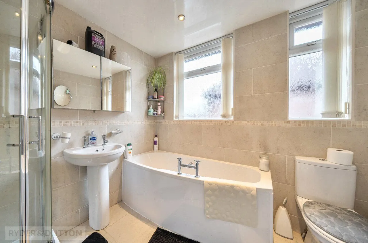 3 bed house for sale, Milton Street, Royton, OL2
