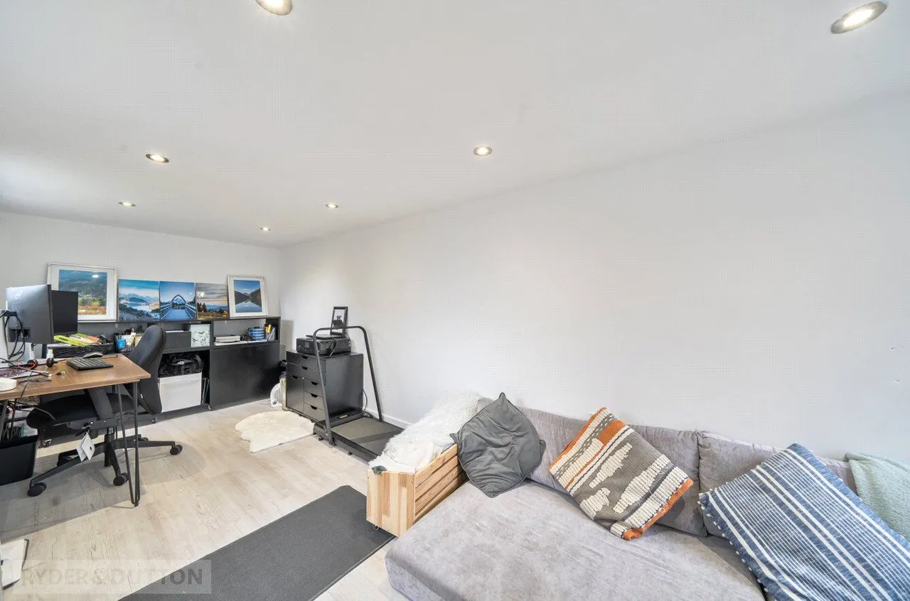 Milton Street, Royton, OL2, photo 12