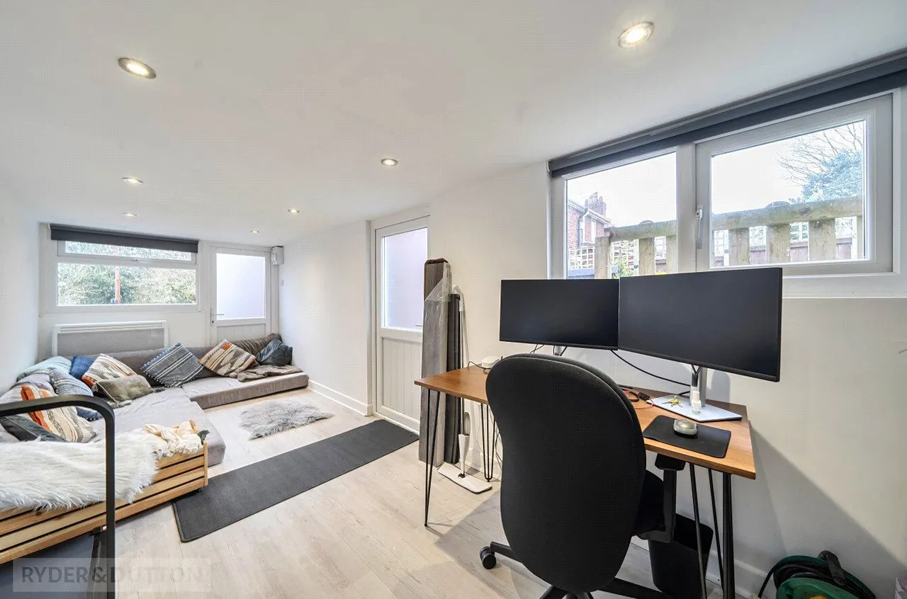 Milton Street, Royton, OL2, photo 11
