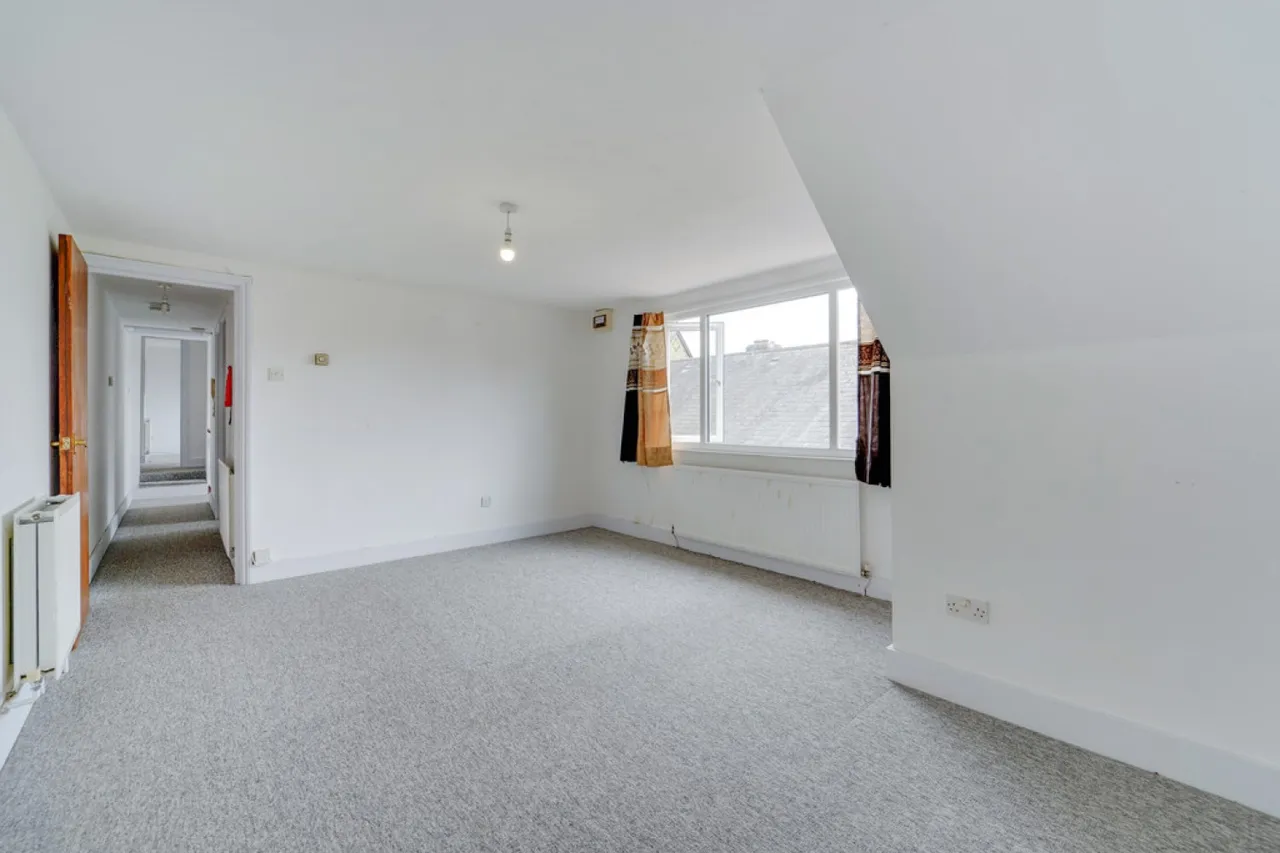 Clapham Road, Bedford, photo 5