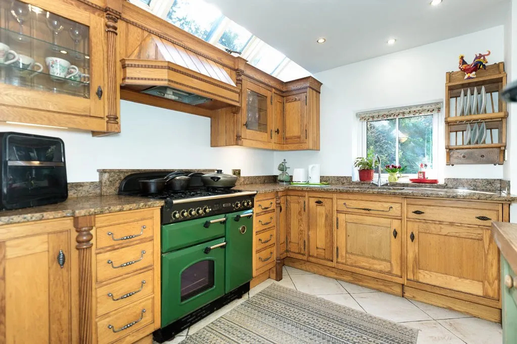 Bourton Road, Much Wenlock, Shropshire TF13 6AJ, photo 9