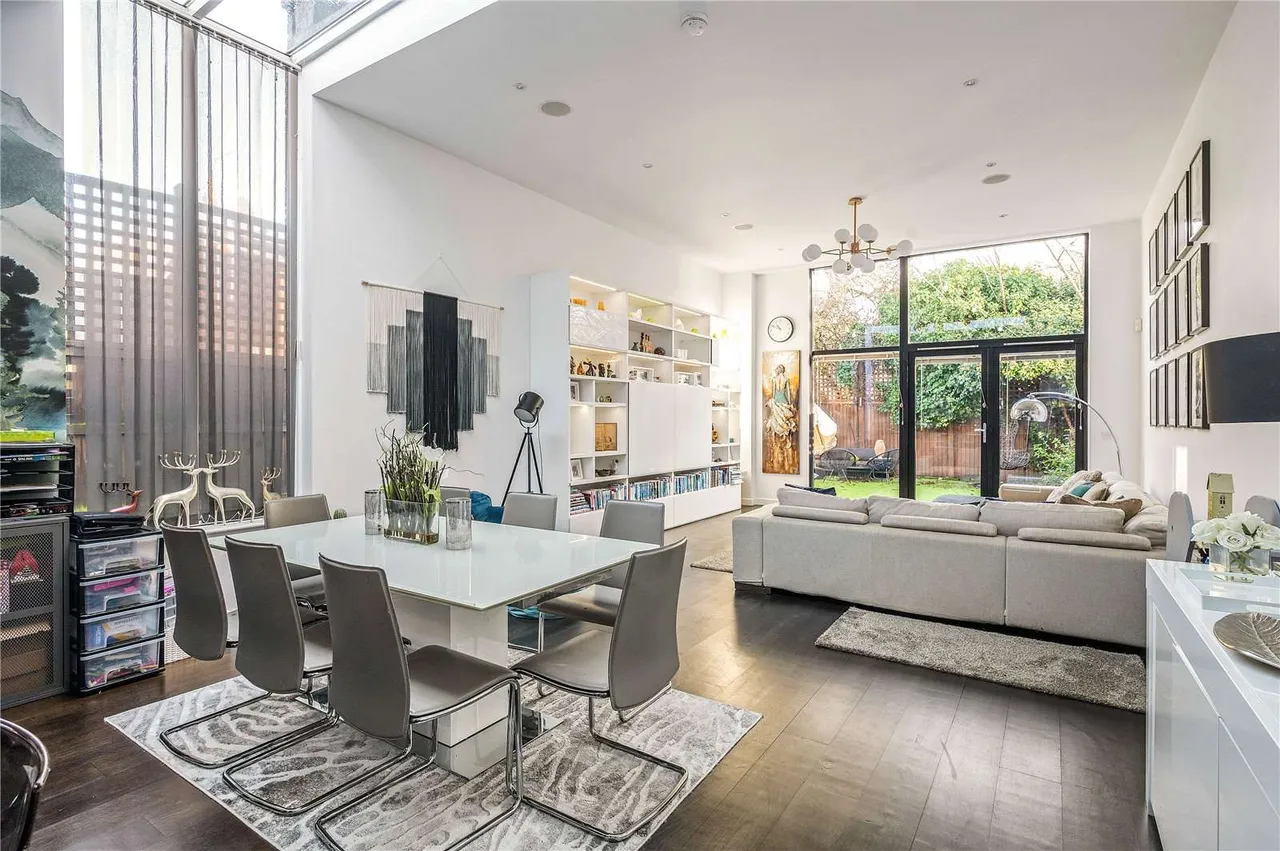 5 bed house for sale — Ebury Mews, Islington, London, N5 2AW