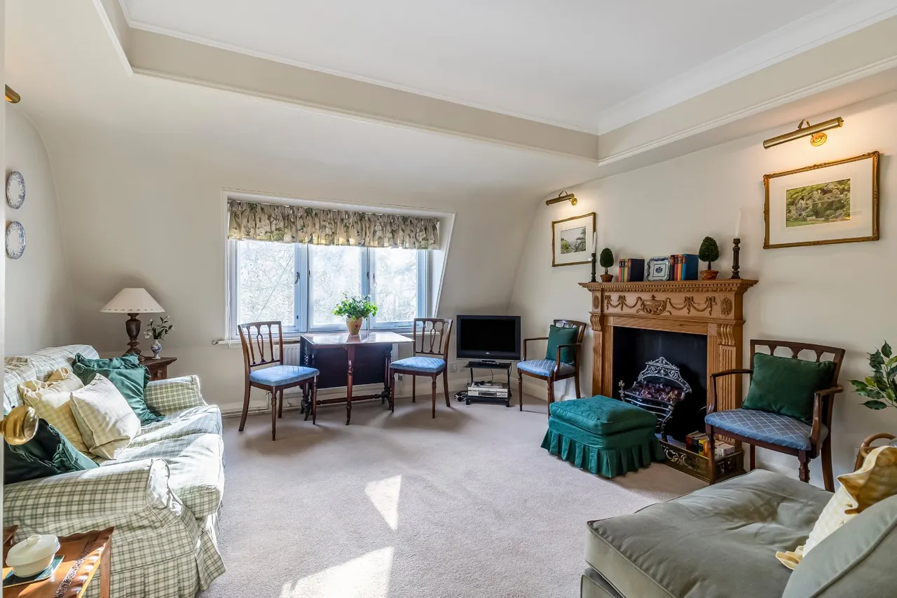 1 bed flat for sale, Westbourne Terrace, Bayswater, W2