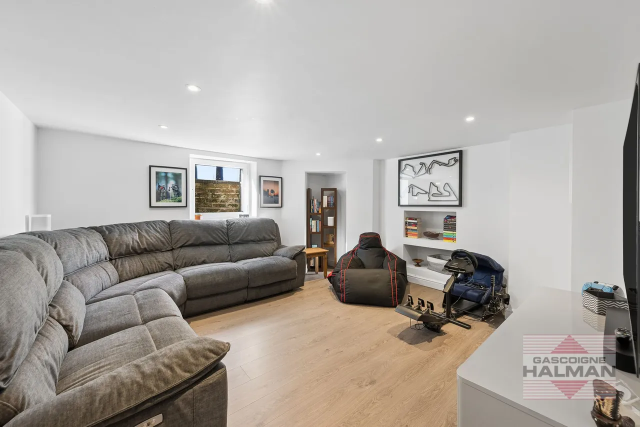 Hope Road, Sale, photo 18