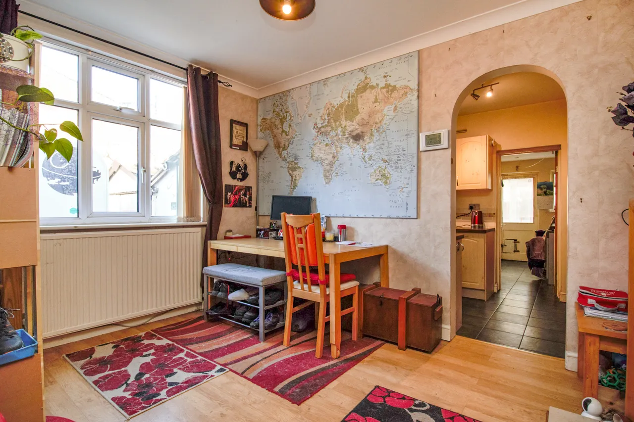 Ringwood Road, Farnborough, GU14 8BG, photo 2