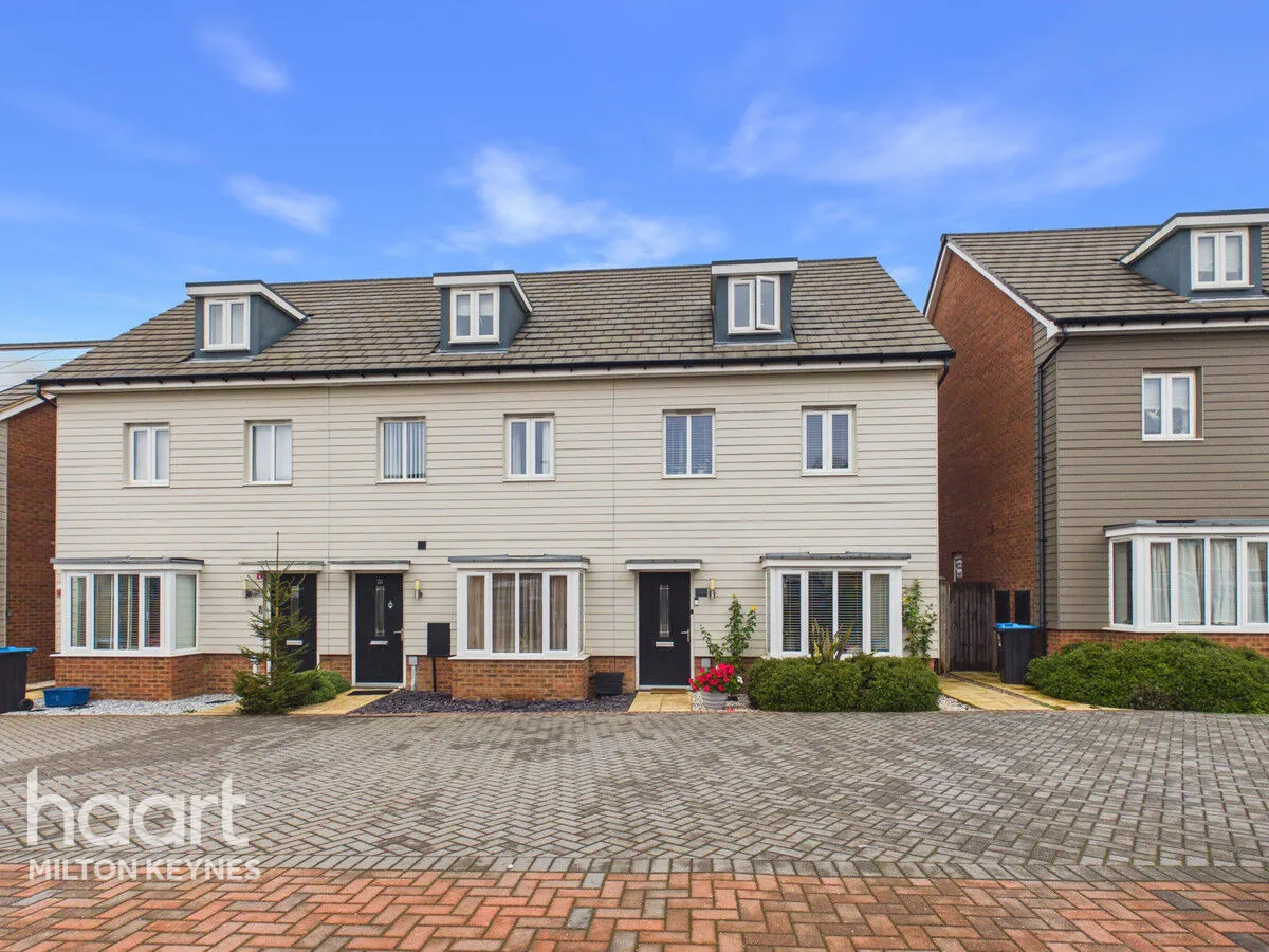 3 bed house for sale, Kitchener Drive, Milton Keynes, MK17