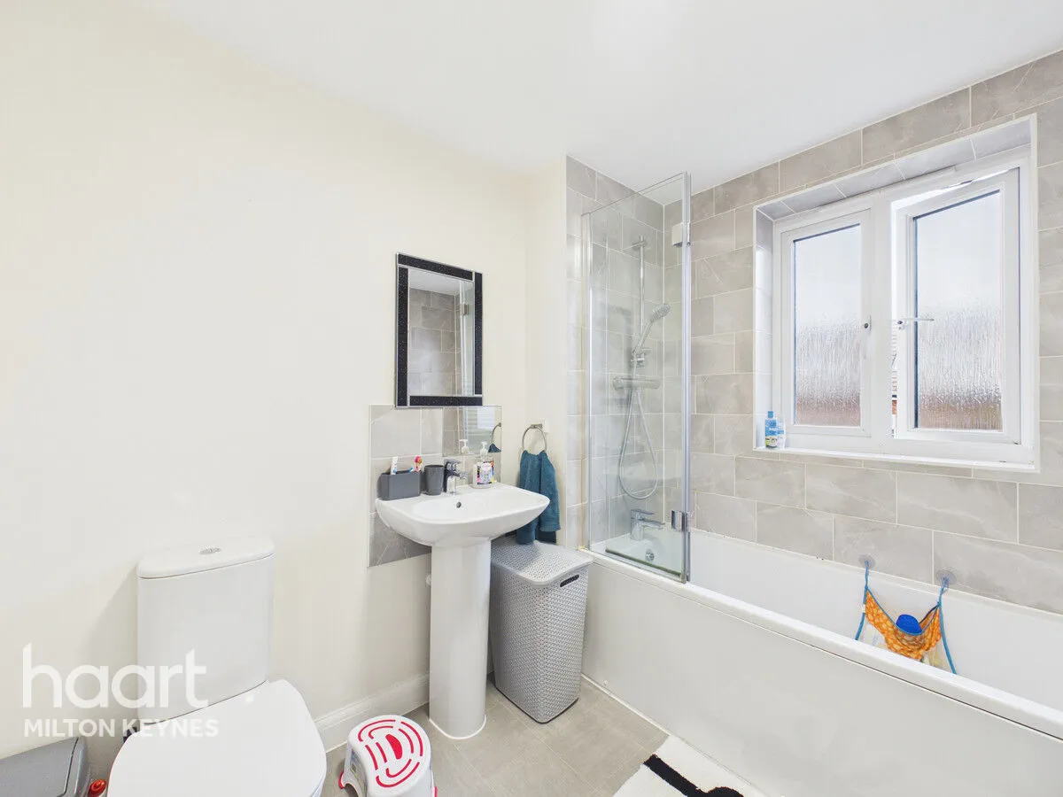 Kitchener Drive, Milton Keynes, MK17, photo 12