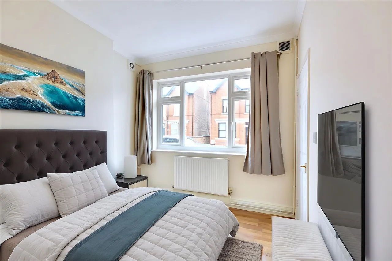 College Street, Long Eaton, NG10, photo 3