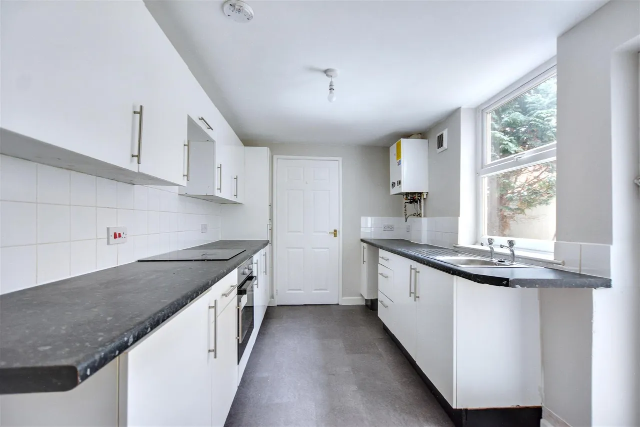 College Street, Long Eaton, NG10, photo 8