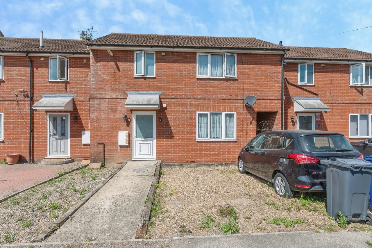 Portsea Road, Tilbury, Essex, RM18, photo 17