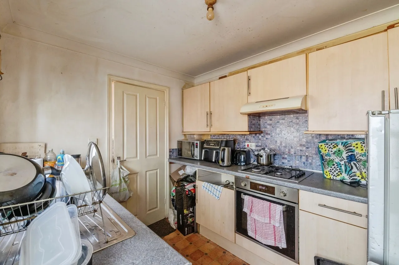 Portsea Road, Tilbury, Essex, RM18, photo 10