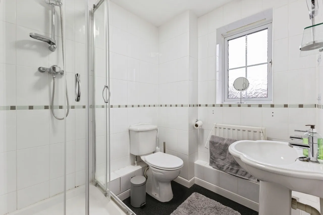 Cygnet Close, Attleborough, Norfolk, NR17, photo 11