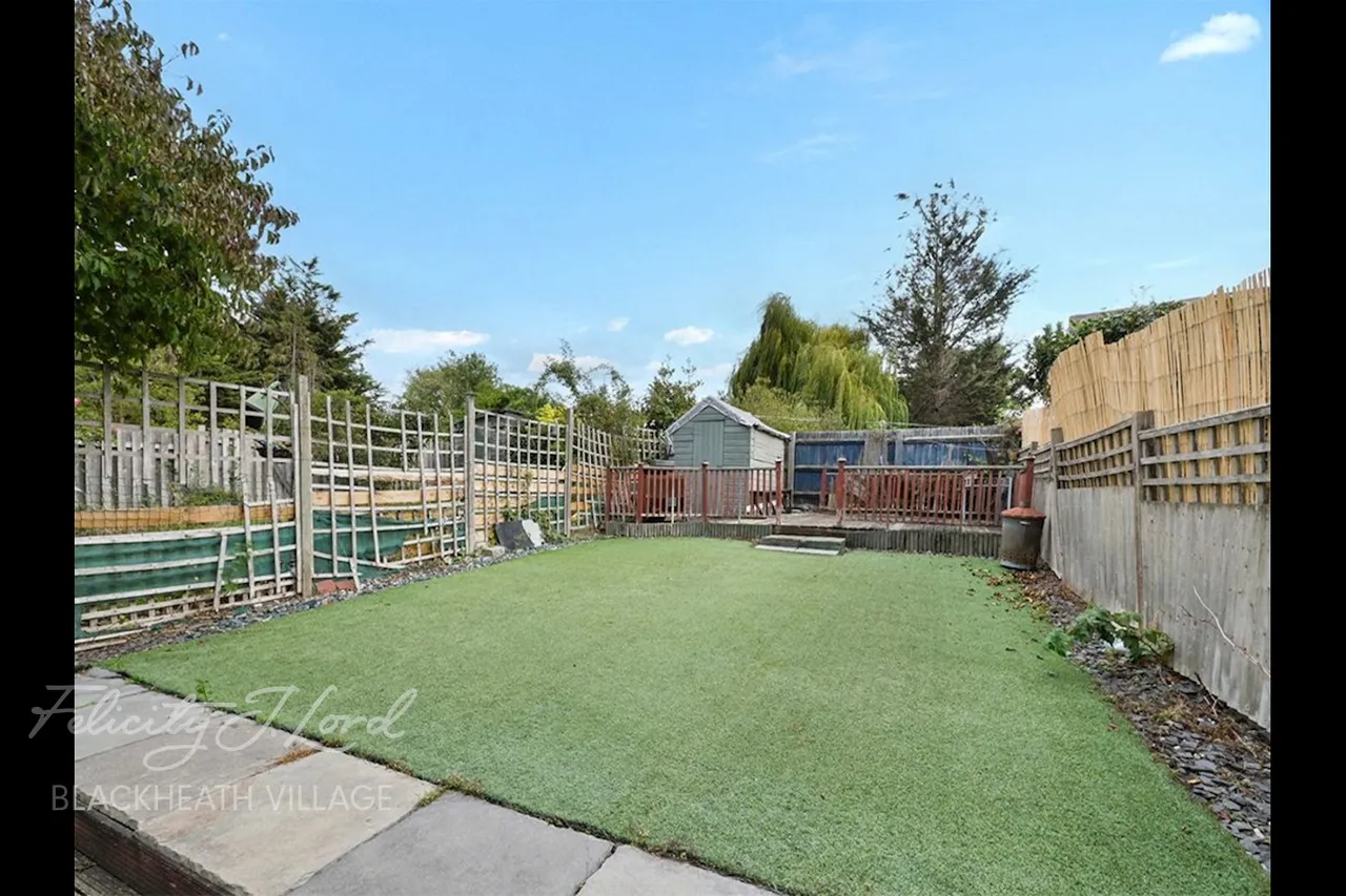Dursley Road, London, photo 13