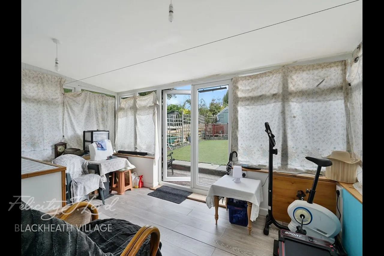 Dursley Road, London, photo 11