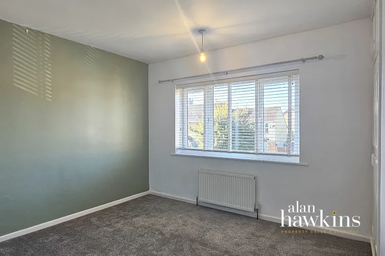 Lancaster Square, Lyneham, SN15, photo 18