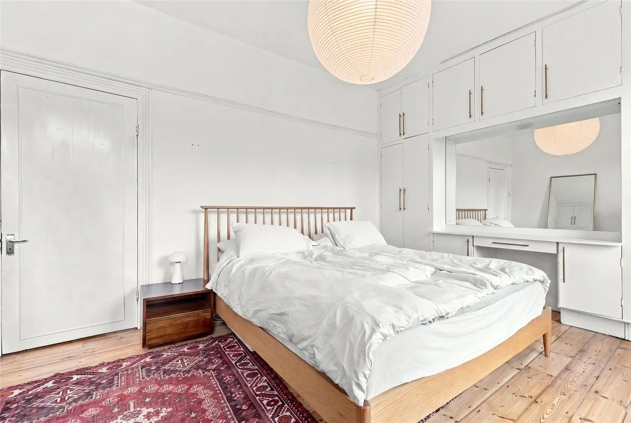 Albion Road, London, N16, photo 21