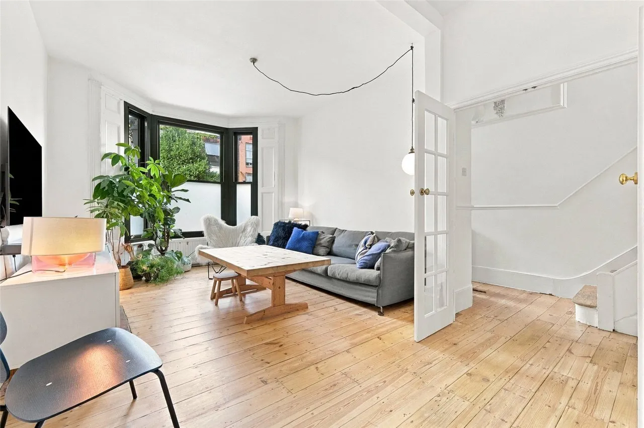 Albion Road, London, N16, photo 6