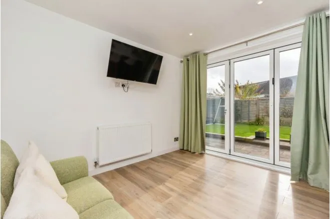 Fielding Avenue, Stockport, SK12, photo 10