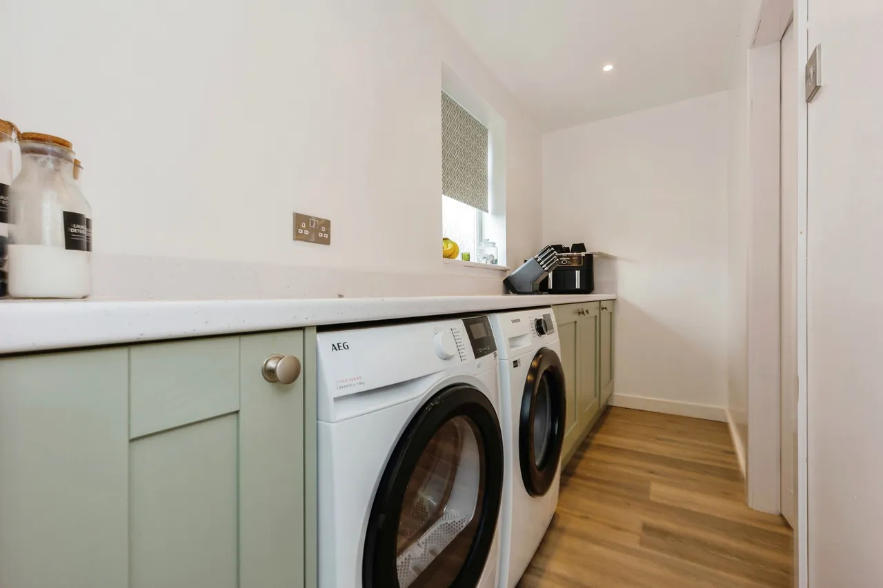 Fielding Avenue, Stockport, SK12, photo 8