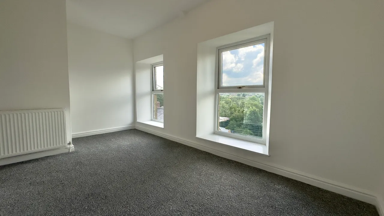 Swansea Road, Pontardawe, Swansea, photo 10