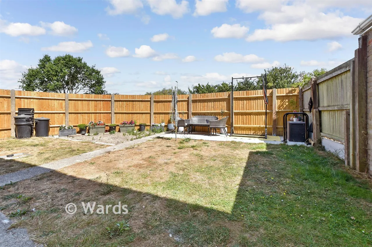 St. Richard's Road, Deal, CT14, photo 17