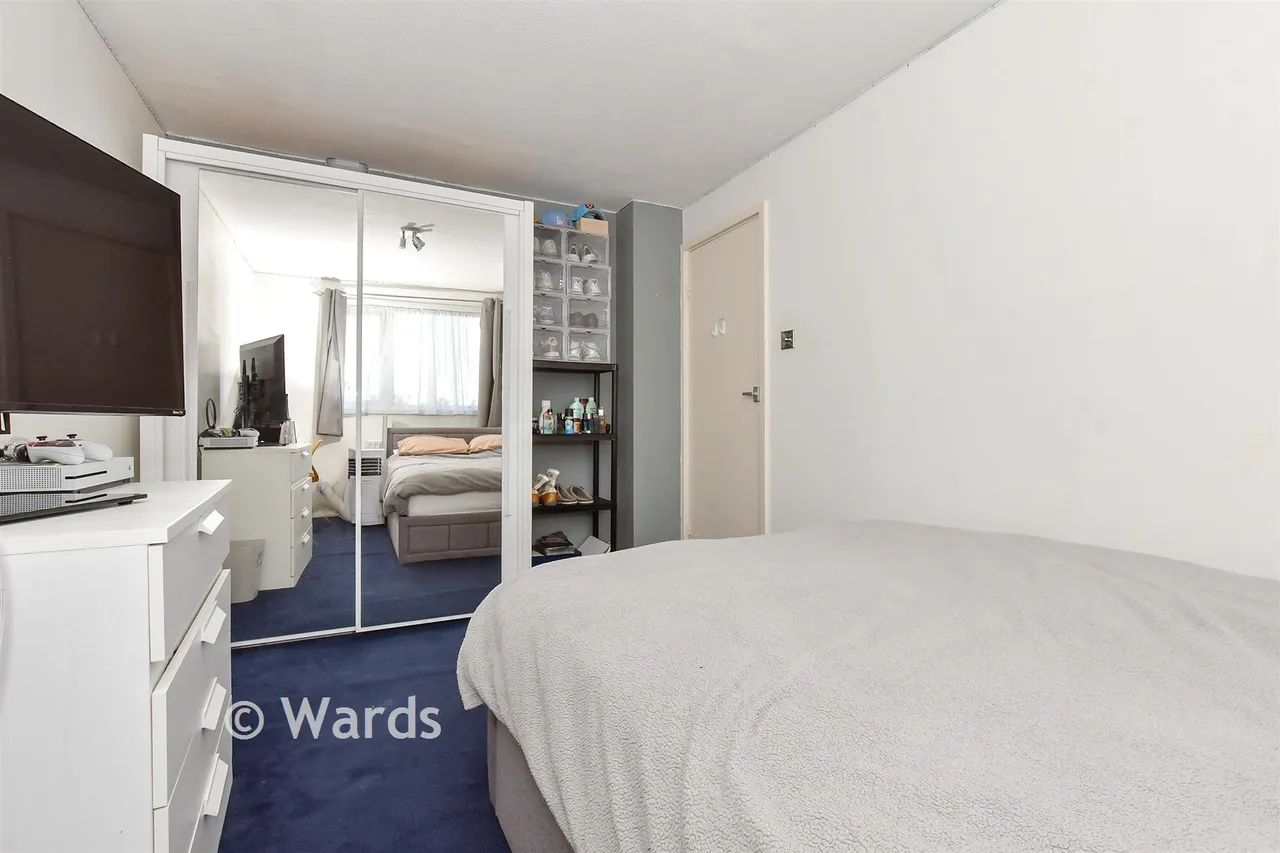 St. Richard's Road, Deal, CT14, photo 14